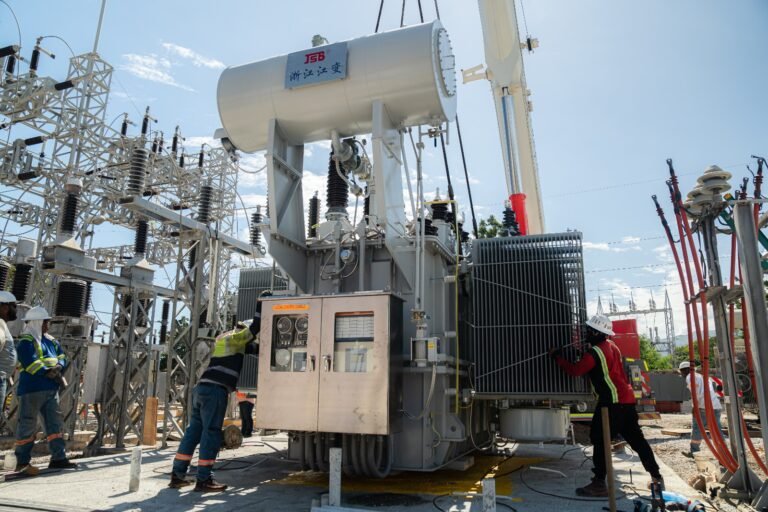 Edesur pone en servicio nuevo transformador de potencia en subestación Barahona